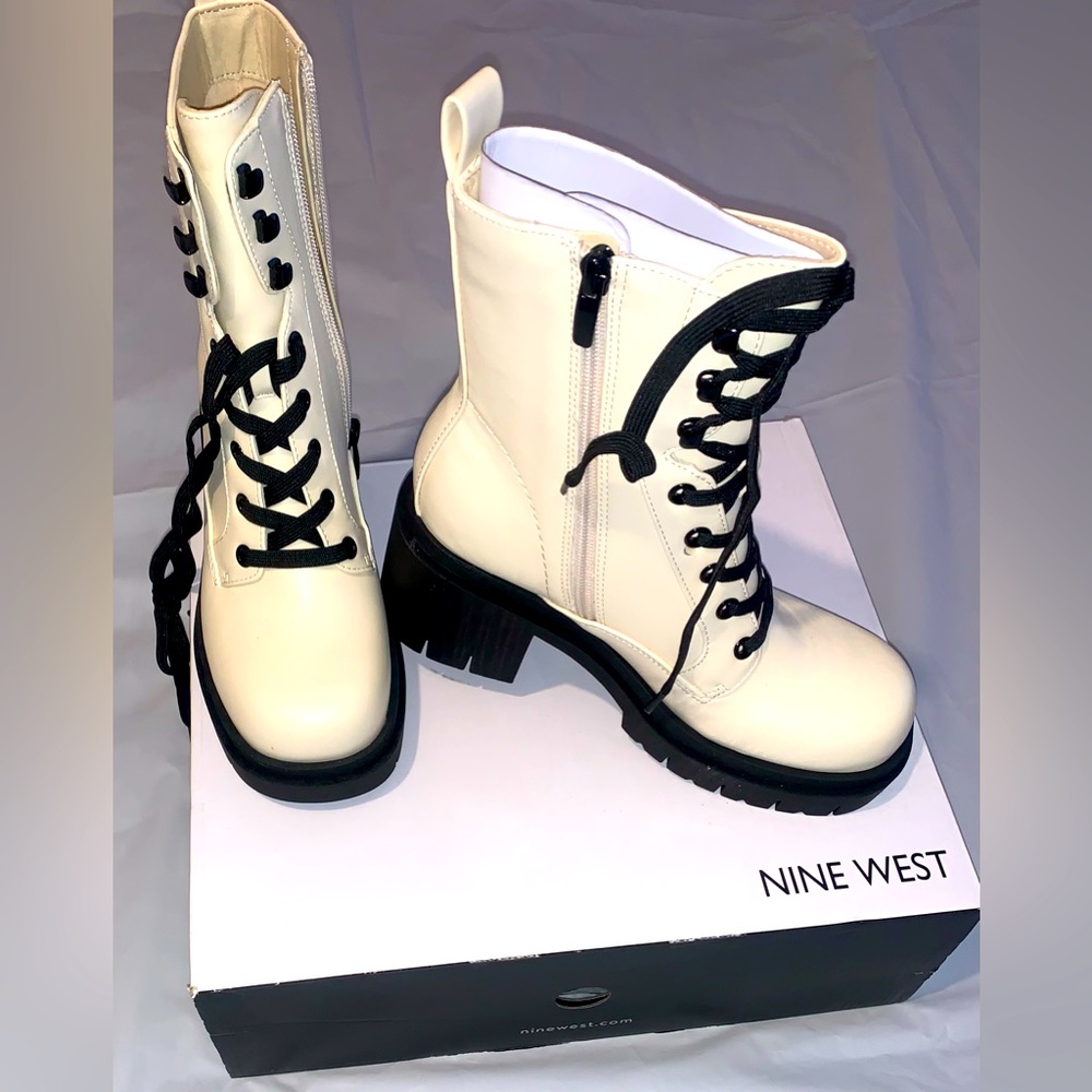 New In Box Nine West Juna Women's Combat Boots Size 6 Color Ivory